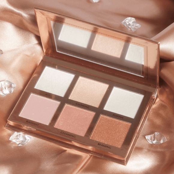 🆕️Ace Beaute Glow Essentials Highlight Palette BNIB - Picture 1 of 12